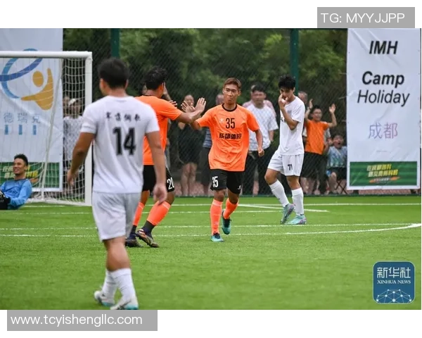 曼联狂胜巴萨五球乌龙球瞬间点燃全场激情与数据分析