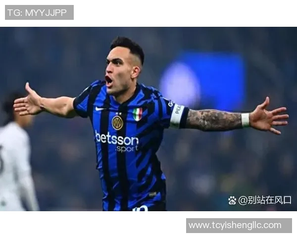 曼联大胜国米四球逆袭震惊世界杯历史冷门瞬间引发全场狂欢 曼联大胜国米四球逆袭震惊世界杯历史冷门瞬间引发全场狂欢